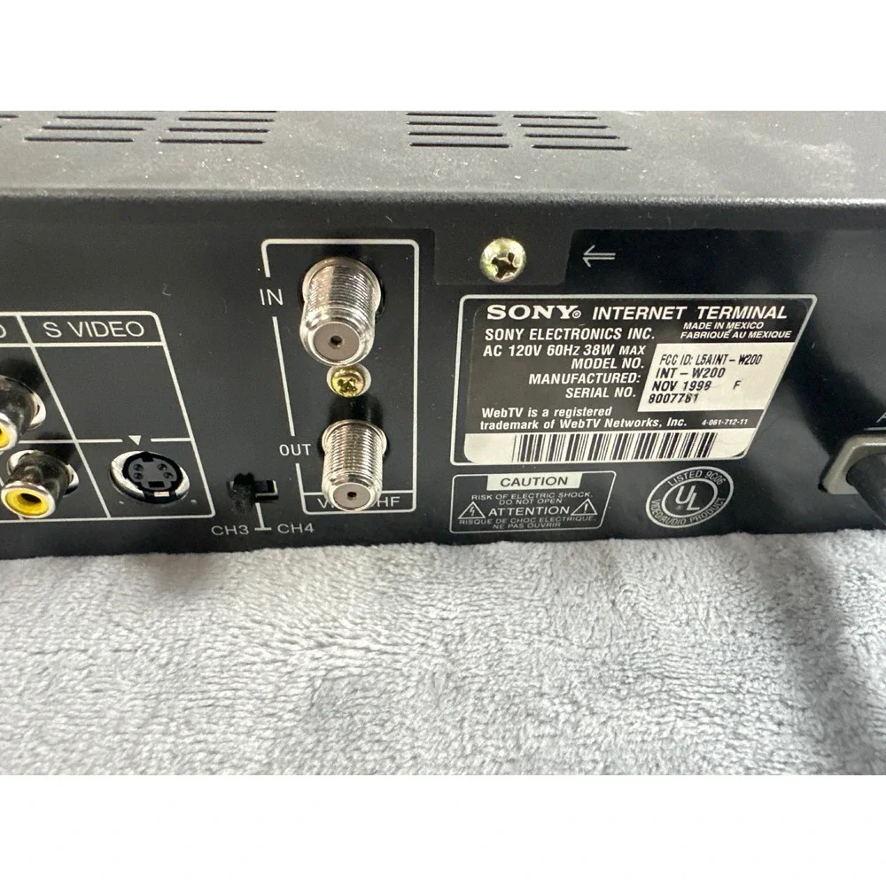 Sony Internet Terminal INT-W200 WebTV Plus Receiver with Remote Vintage 1999
